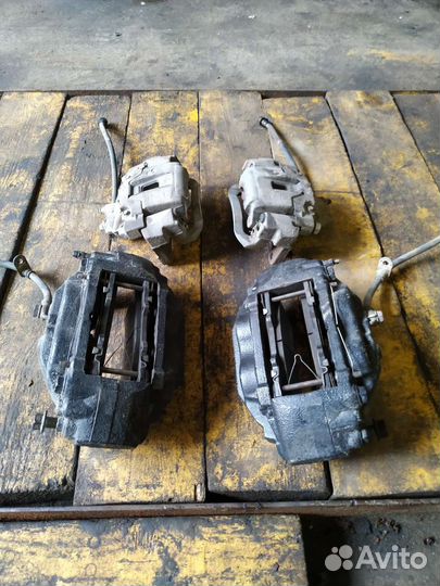 Комплект суппортов Toyota land cruiser 200 2018г