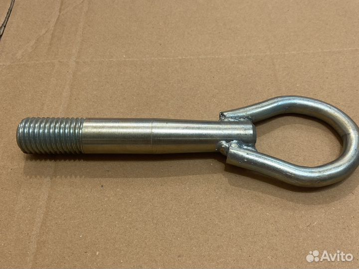 Буксировочный крюк Nissan Teana