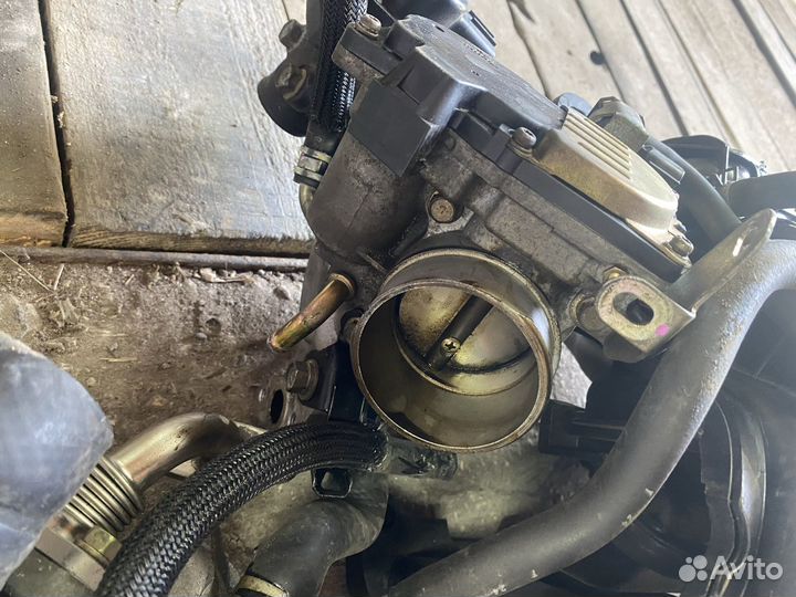 Двигатель в разборе Mitshubishi 4В11 2014