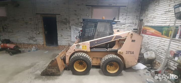 Мини-погрузчик LiuGong CLG375A, 2012