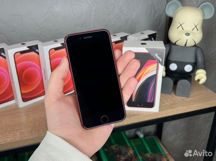 iPhone SE (2020), 128 ГБ