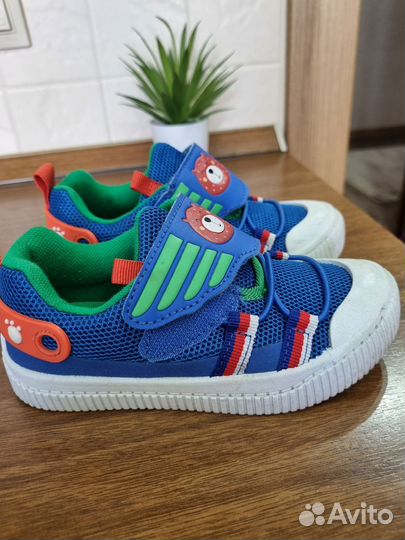 Кроссовки размер 27