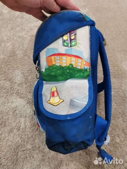 Рюкзак школьный