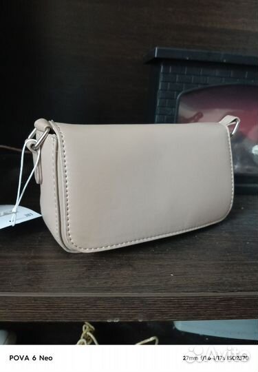 Новые сумочка, перчатки, манишка Sin