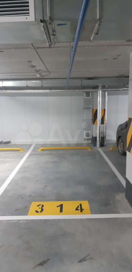 Машиноместо, 16 м²