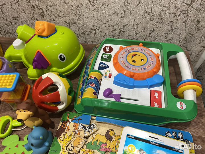 Развивающие игрушки пакетом