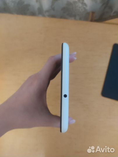 Huawei MediaPad t2 BGO-DL09 Champagne