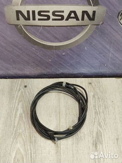Трос лючка бензобака Nissan primera P12