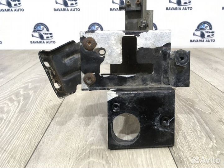 Кронштейн крепления фары левый Bmw X3 F25 N52B30A