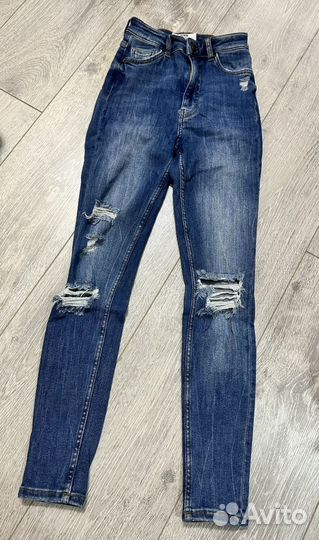 Джинсы bershka