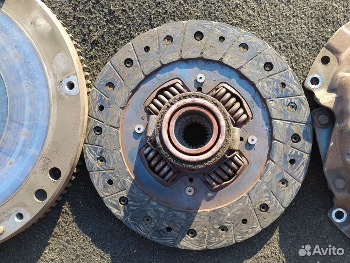 Комплект сцепления toyota corolla e120