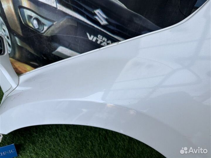 Крыло переднее левое Suzuki Escudo/Grand Vitara