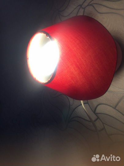 Лампа настольная