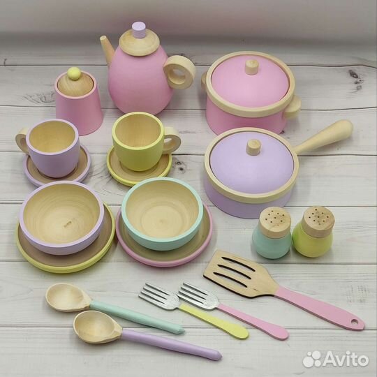 Деревянная игрушечная посуда