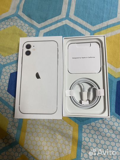 iPhone 11 white