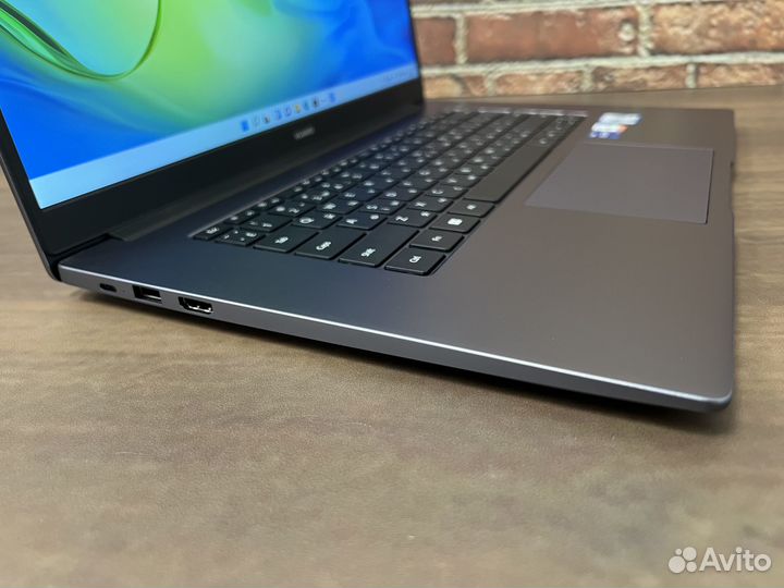 Ноутбук Huawei i7 1165g7 16GB 512 SSD 15,6 IPS