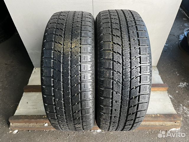 Toyo Observe GSi-5 215/60 R17