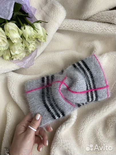 Повязка на голову вязаная