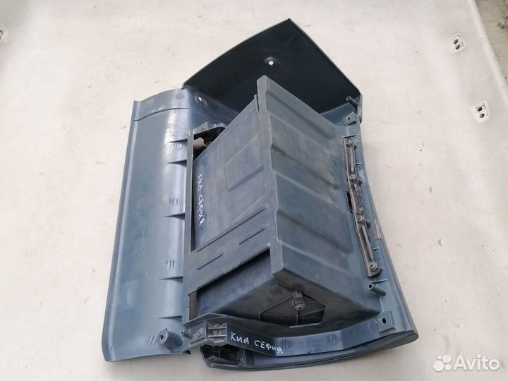 Бардачок Kia Sephia 1993-97