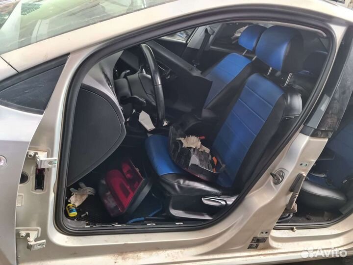 Пластик салона Поло 5