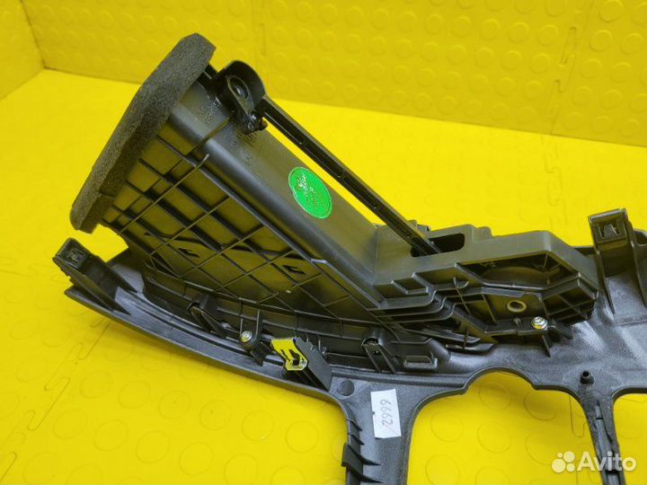 Накладка торпедо,Рамка медиа системы.Рамка