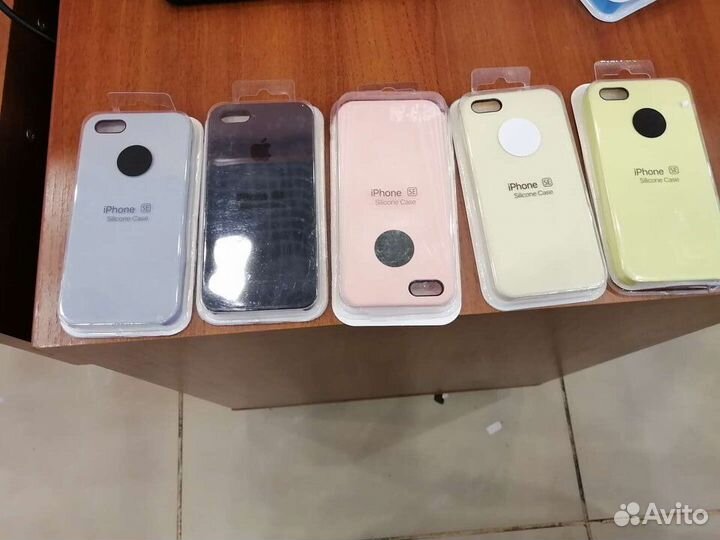 Чехлы на iPhone Silicone Case
