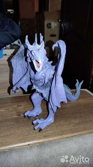 Игрушка дракон