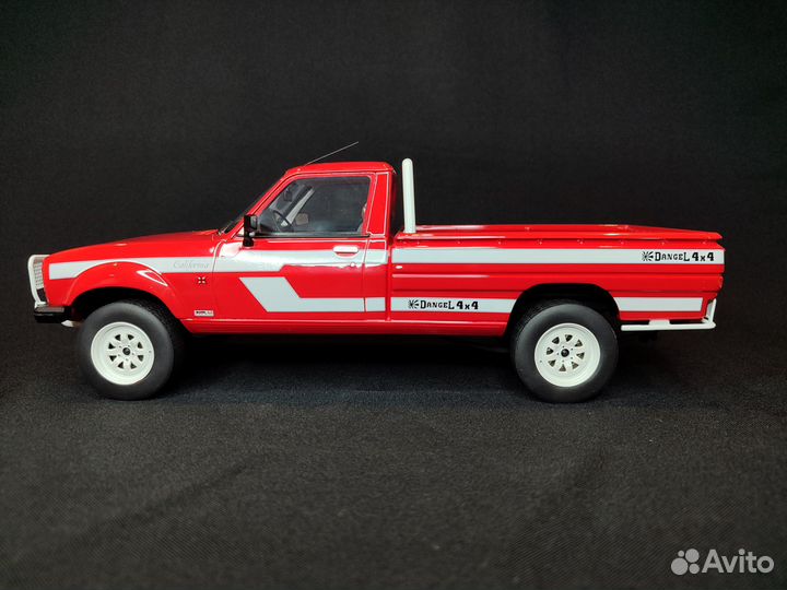 1/18 Peugeot 504 Pick Up Dangel (Otto)