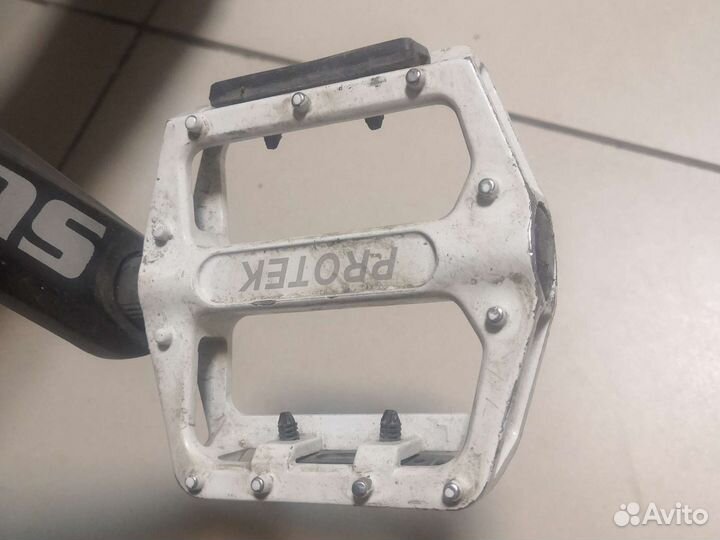 Педаль для велосипеда левая