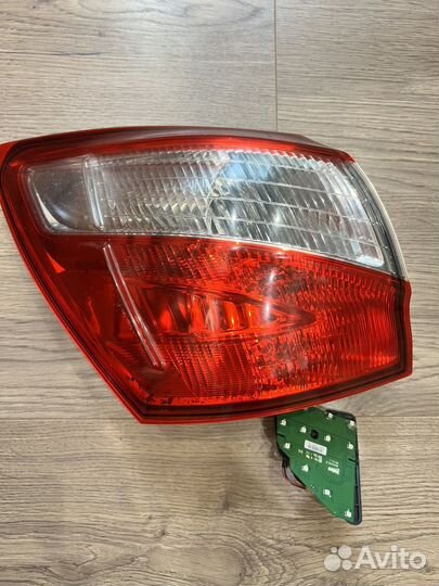 Фанарь задний внешний левый кашкай