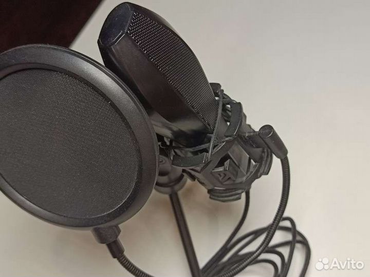 Микрофон Redragon Quasar 2