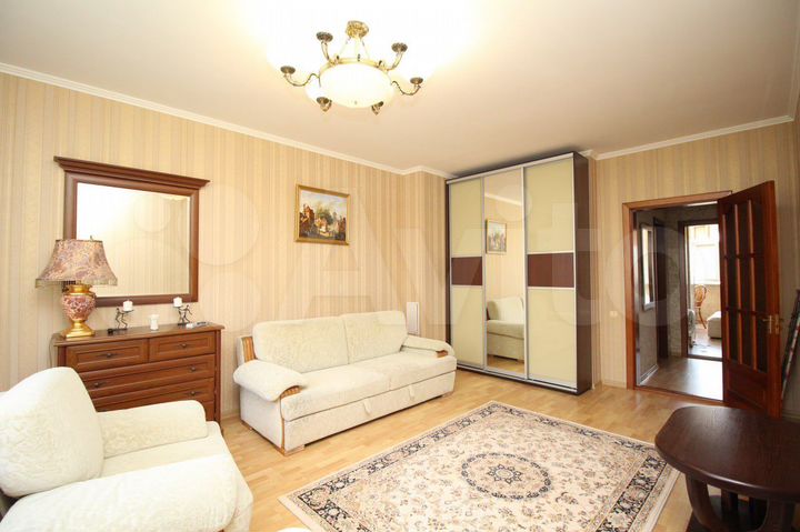 2-к. квартира, 64 м², 3/5 эт.