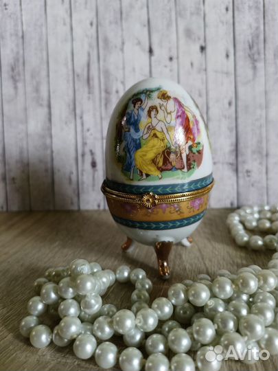 Яйцо шкатулка Фаберже для украшений