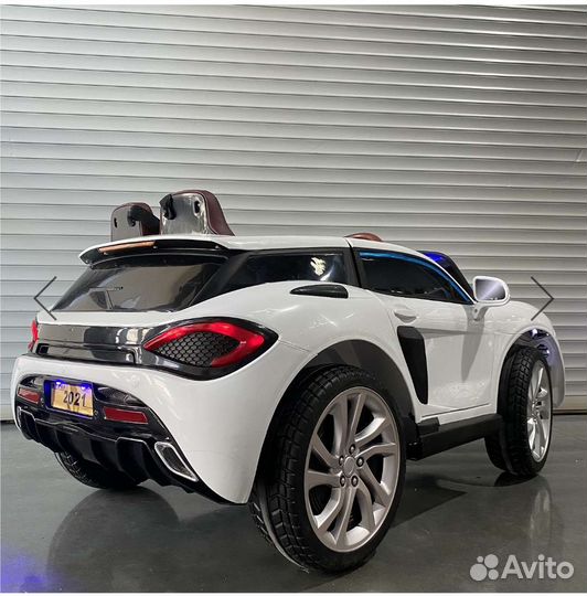 Детский электромобиль новый