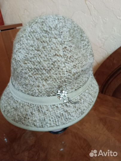Женские головные уборы. Предложите вашу цену