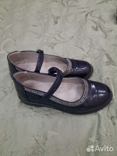 Туфли школьные