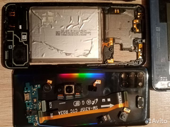 Запчасти на телефоны