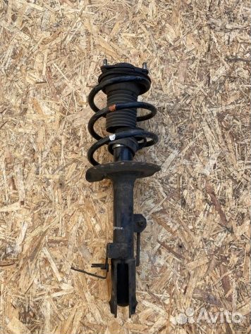 Амортизатор передний правый Hyundai Santa Fe 4