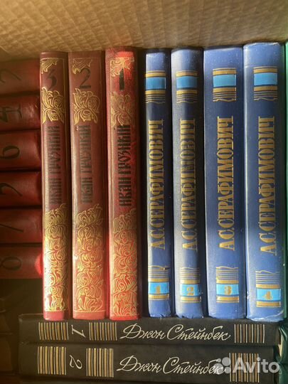 Продам книги