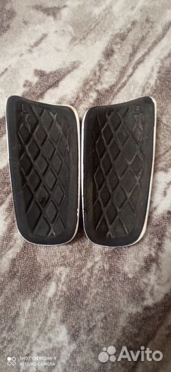 Щитки футбольные Адидас