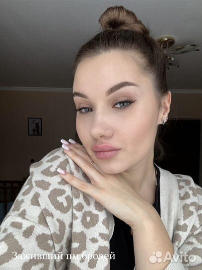 Перманентный макияж бровей