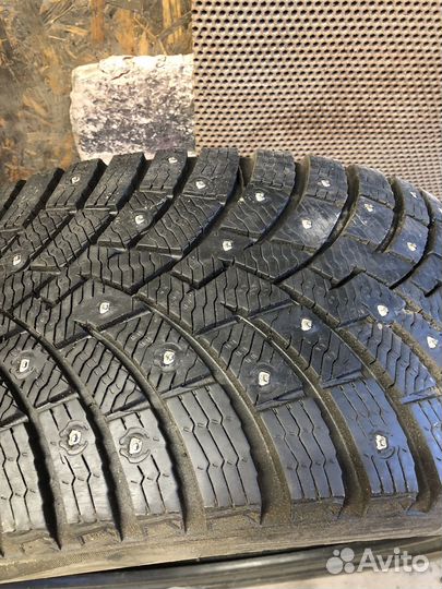 Pirelli Scorpion Ice Zero 2 255/45 R20 105H