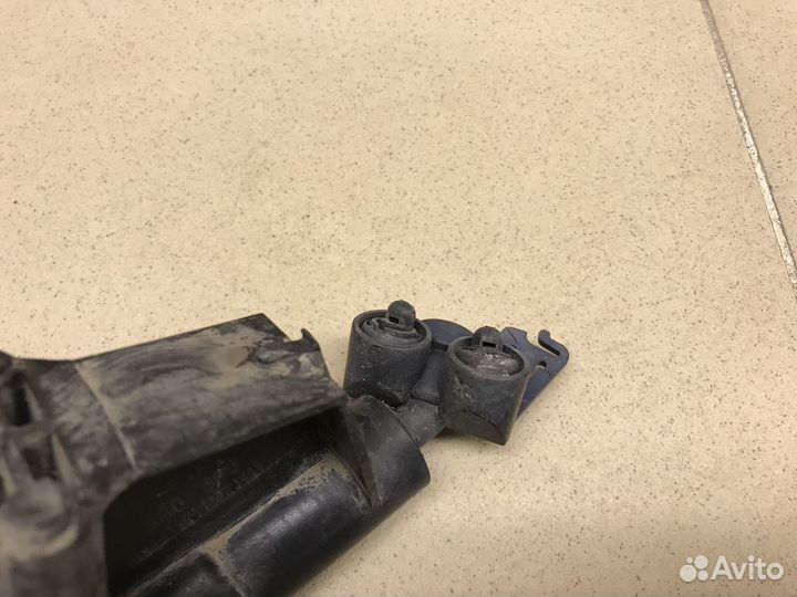 Форсунка омывателя фары S40 2004-2012