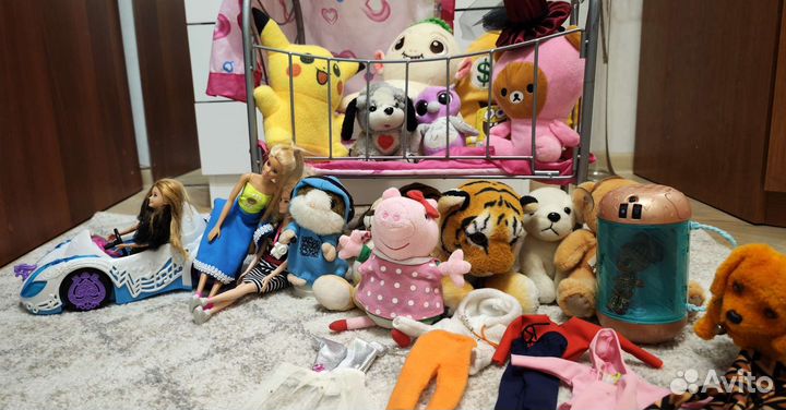 Игрушки детские с кроваткой