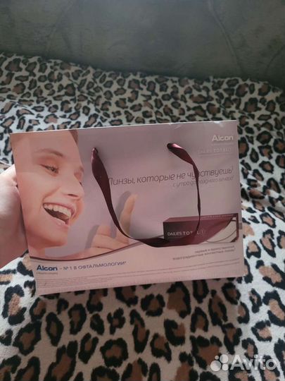 Линзы контактные однодневные alcon и контейнеры