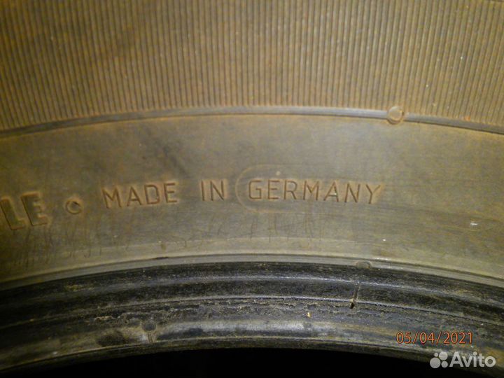 Continental ContiIceContact 215/65 R16