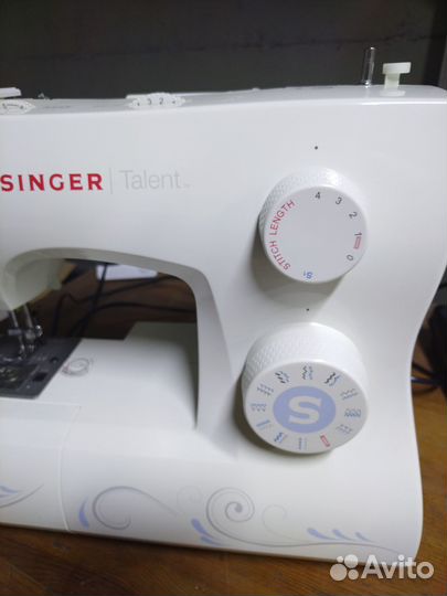 Швейная машина Singer Talent 3323