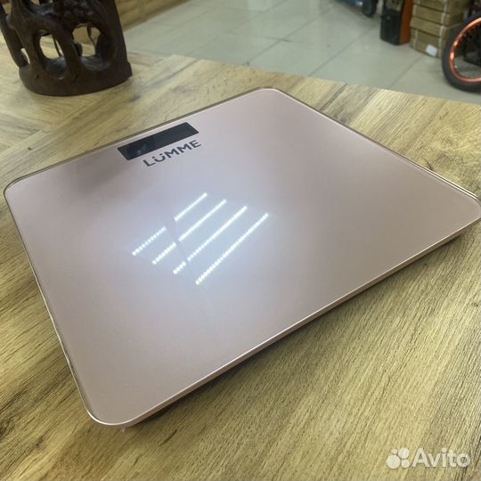 Весы напольные электронные Lumme LU-1335