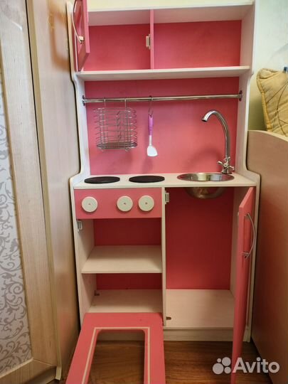 Детская деревянная кухня