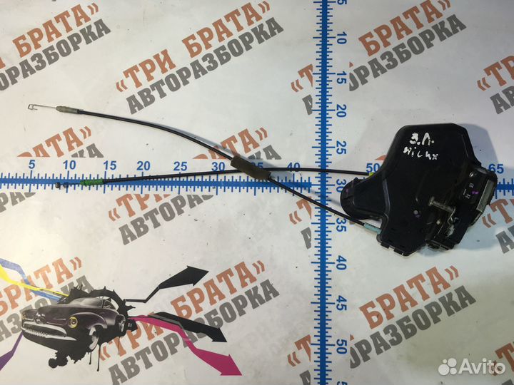 Тойота Хайлюкс Замок задней двери Лев